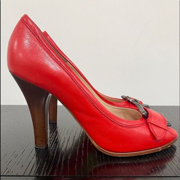 FENDI Red Buckle Peep Toe Pumps Stacked Heel - Picture 3 of 8
